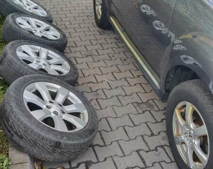 Серый Мицубиси Аутлендер, объемом двигателя 2.3 л и пробегом 294 тыс. км за 9600 $, фото 18 на Automoto.ua