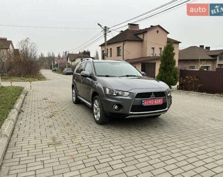 Серый Мицубиси Аутлендер, объемом двигателя 2.2 л и пробегом 217 тыс. км за 10900 $, фото 10 на Automoto.ua