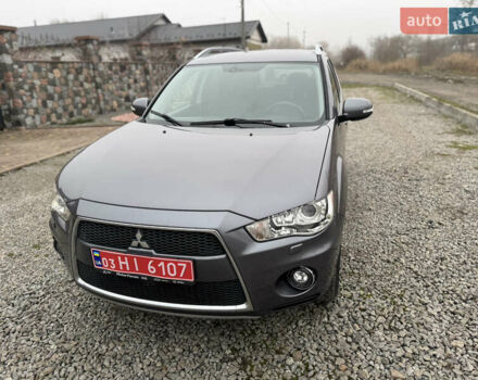 Серый Мицубиси Аутлендер, объемом двигателя 2.2 л и пробегом 289 тыс. км за 11300 $, фото 40 на Automoto.ua