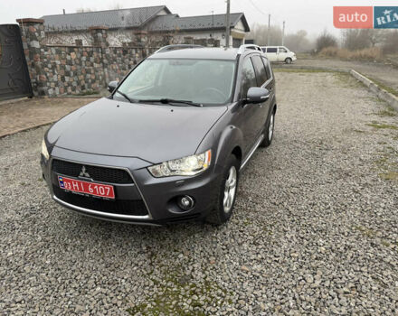 Серый Мицубиси Аутлендер, объемом двигателя 2.2 л и пробегом 289 тыс. км за 11300 $, фото 4 на Automoto.ua