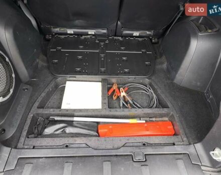 Серый Мицубиси Аутлендер, объемом двигателя 2.3 л и пробегом 263 тыс. км за 11400 $, фото 18 на Automoto.ua