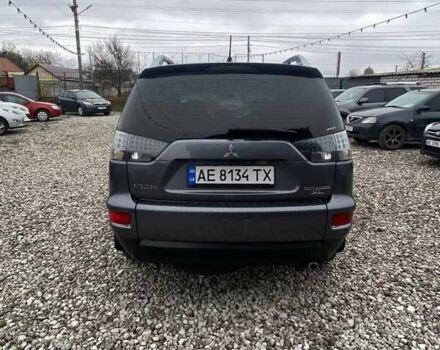 Серый Мицубиси Аутлендер, объемом двигателя 2.36 л и пробегом 143 тыс. км за 11500 $, фото 4 на Automoto.ua