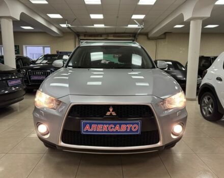 Серый Мицубиси Аутлендер, объемом двигателя 2.4 л и пробегом 182 тыс. км за 10800 $, фото 1 на Automoto.ua