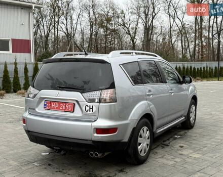 Сірий Міцубісі Аутлендер, об'ємом двигуна 2.2 л та пробігом 236 тис. км за 9800 $, фото 4 на Automoto.ua