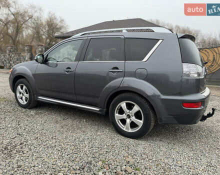 Серый Мицубиси Аутлендер, объемом двигателя 2.2 л и пробегом 289 тыс. км за 11300 $, фото 32 на Automoto.ua