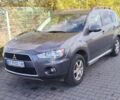 Серый Мицубиси Аутлендер, объемом двигателя 2.3 л и пробегом 294 тыс. км за 9600 $, фото 6 на Automoto.ua