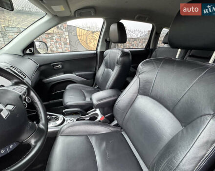 Серый Мицубиси Аутлендер, объемом двигателя 2.2 л и пробегом 289 тыс. км за 11300 $, фото 47 на Automoto.ua
