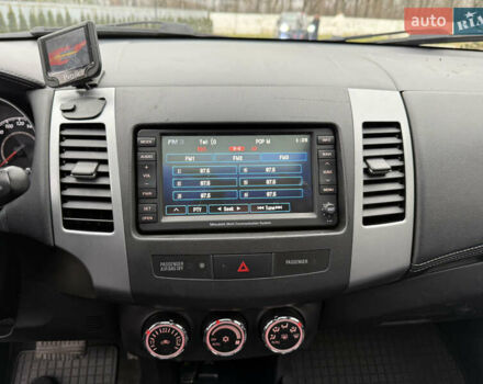 Сірий Міцубісі Аутлендер, об'ємом двигуна 2.2 л та пробігом 236 тис. км за 9800 $, фото 49 на Automoto.ua