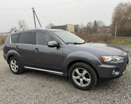 Серый Мицубиси Аутлендер, объемом двигателя 2.2 л и пробегом 289 тыс. км за 11300 $, фото 3 на Automoto.ua