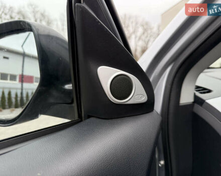 Сірий Міцубісі Аутлендер, об'ємом двигуна 2.2 л та пробігом 236 тис. км за 9800 $, фото 40 на Automoto.ua