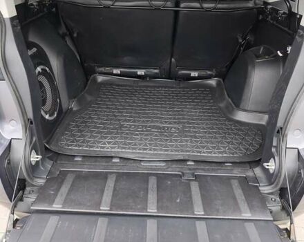 Серый Мицубиси Аутлендер, объемом двигателя 2.3 л и пробегом 263 тыс. км за 11400 $, фото 17 на Automoto.ua