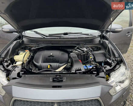 Серый Мицубиси Аутлендер, объемом двигателя 2.2 л и пробегом 289 тыс. км за 11300 $, фото 71 на Automoto.ua