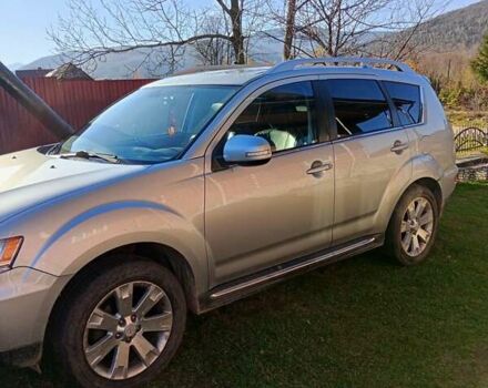 Серый Мицубиси Аутлендер, объемом двигателя 2.2 л и пробегом 236 тыс. км за 10500 $, фото 7 на Automoto.ua