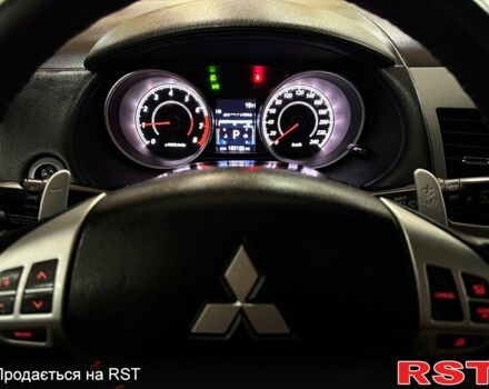 Серый Мицубиси Аутлендер, объемом двигателя 2.4 л и пробегом 182 тыс. км за 10800 $, фото 12 на Automoto.ua