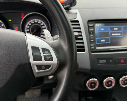 Сірий Міцубісі Аутлендер, об'ємом двигуна 2.2 л та пробігом 236 тис. км за 9800 $, фото 62 на Automoto.ua