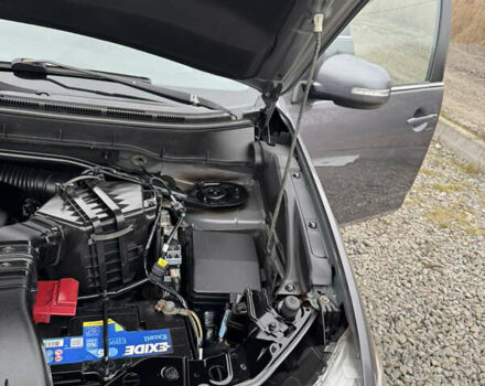 Серый Мицубиси Аутлендер, объемом двигателя 2.2 л и пробегом 289 тыс. км за 11300 $, фото 72 на Automoto.ua