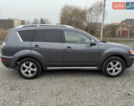 Серый Мицубиси Аутлендер, объемом двигателя 2.2 л и пробегом 289 тыс. км за 11300 $, фото 18 на Automoto.ua