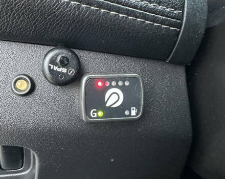 Серый Мицубиси Аутлендер, объемом двигателя 2.4 л и пробегом 270 тыс. км за 8450 $, фото 16 на Automoto.ua