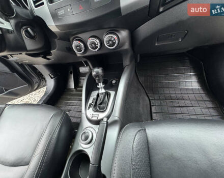 Серый Мицубиси Аутлендер, объемом двигателя 2.2 л и пробегом 289 тыс. км за 11300 $, фото 67 на Automoto.ua