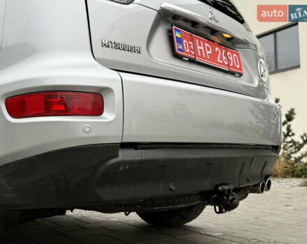 Сірий Міцубісі Аутлендер, об'ємом двигуна 2.2 л та пробігом 236 тис. км за 9800 $, фото 7 на Automoto.ua