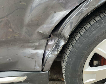 Серый Мицубиси Аутлендер, объемом двигателя 2 л и пробегом 264 тыс. км за 9500 $, фото 6 на Automoto.ua