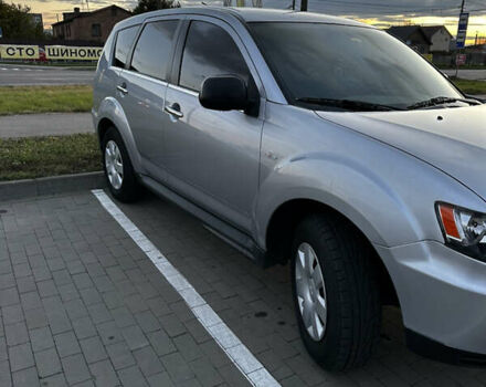 Мицубиси Аутлендер 2010 в Белой Церкве на Automoto.ua Серый Мицубиси Аутлендер, объемом двигателя 2.36 л и пробегом 220 тыс. км за 9000 $, фото 6 на Automoto.ua