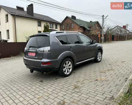 Серый Мицубиси Аутлендер, объемом двигателя 2.2 л и пробегом 217 тыс. км за 10900 $, фото 7 на Automoto.ua