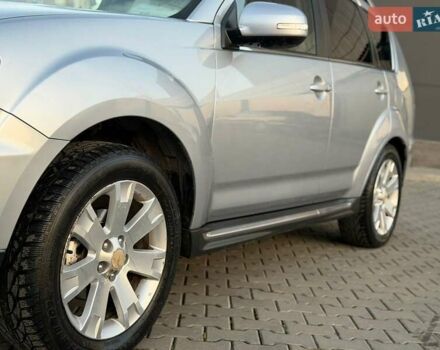 Серый Мицубиси Аутлендер, объемом двигателя 2.18 л и пробегом 294 тыс. км за 10799 $, фото 9 на Automoto.ua