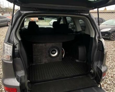 Серый Мицубиси Аутлендер, объемом двигателя 2.36 л и пробегом 143 тыс. км за 11500 $, фото 8 на Automoto.ua