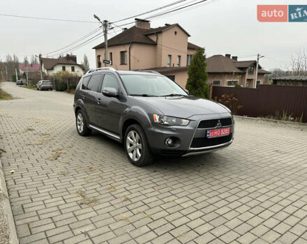 Серый Мицубиси Аутлендер, объемом двигателя 2.2 л и пробегом 217 тыс. км за 10900 $, фото 9 на Automoto.ua