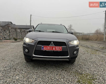 Серый Мицубиси Аутлендер, объемом двигателя 2.2 л и пробегом 289 тыс. км за 11300 $, фото 8 на Automoto.ua