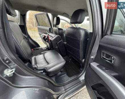 Серый Мицубиси Аутлендер, объемом двигателя 2.2 л и пробегом 289 тыс. км за 11300 $, фото 58 на Automoto.ua