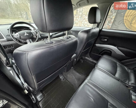 Серый Мицубиси Аутлендер, объемом двигателя 2.2 л и пробегом 289 тыс. км за 11300 $, фото 51 на Automoto.ua