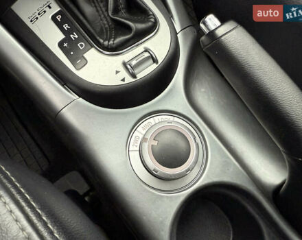 Сірий Міцубісі Аутлендер, об'ємом двигуна 2.2 л та пробігом 236 тис. км за 9800 $, фото 56 на Automoto.ua