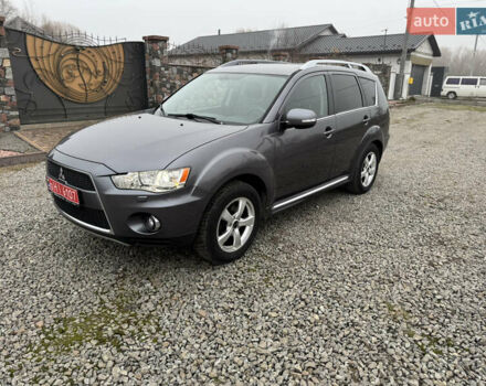 Серый Мицубиси Аутлендер, объемом двигателя 2.2 л и пробегом 289 тыс. км за 11300 $, фото 1 на Automoto.ua
