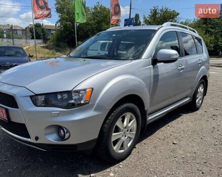 Серый Мицубиси Аутлендер, объемом двигателя 2.2 л и пробегом 223 тыс. км за 11500 $, фото 3 на Automoto.ua