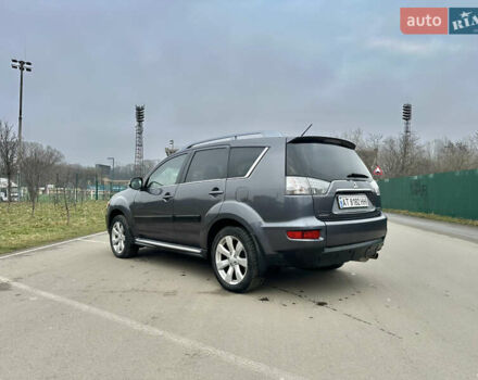 Серый Мицубиси Аутлендер, объемом двигателя 2.4 л и пробегом 270 тыс. км за 8450 $, фото 2 на Automoto.ua