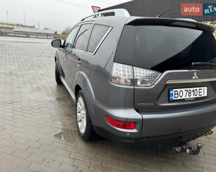Серый Мицубиси Аутлендер, объемом двигателя 2.2 л и пробегом 230 тыс. км за 11000 $, фото 8 на Automoto.ua