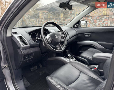 Серый Мицубиси Аутлендер, объемом двигателя 2.2 л и пробегом 289 тыс. км за 11300 $, фото 41 на Automoto.ua
