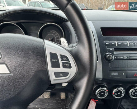 Серый Мицубиси Аутлендер, объемом двигателя 2.2 л и пробегом 211 тыс. км за 11999 $, фото 30 на Automoto.ua