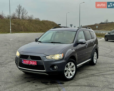 Серый Мицубиси Аутлендер, объемом двигателя 2.2 л и пробегом 160 тыс. км за 11350 $, фото 2 на Automoto.ua