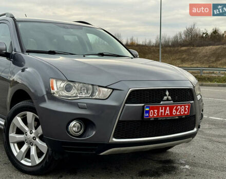 Міцубісі Аутлендер 2011 у Полтаві на Automoto.ua Сірий Міцубісі Аутлендер, об'ємом двигуна 2.2 л та пробігом 252 тис. км за 11150 $, фото 6 на Automoto.ua