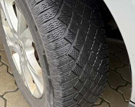 Серый Мицубиси Аутлендер, объемом двигателя 2.18 л и пробегом 233 тыс. км за 11000 $, фото 14 на Automoto.ua