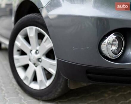 Серый Мицубиси Аутлендер, объемом двигателя 2.27 л и пробегом 291 тыс. км за 9700 $, фото 41 на Automoto.ua