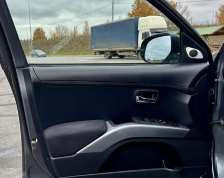 Міцубісі Аутлендер 2011 у Полтаві на Automoto.ua Сірий Міцубісі Аутлендер, об'ємом двигуна 2.2 л та пробігом 252 тис. км за 11150 $, фото 25 на Automoto.ua