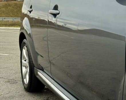 Міцубісі Аутлендер 2011 у Полтаві на Automoto.ua Сірий Міцубісі Аутлендер, об'ємом двигуна 2.2 л та пробігом 252 тис. км за 11150 $, фото 7 на Automoto.ua