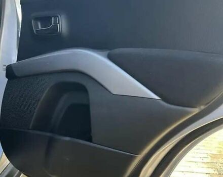 Серый Мицубиси Аутлендер, объемом двигателя 2.2 л и пробегом 248 тыс. км за 11000 $, фото 20 на Automoto.ua