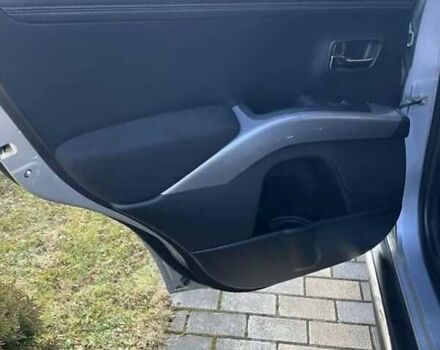 Серый Мицубиси Аутлендер, объемом двигателя 2.2 л и пробегом 248 тыс. км за 11000 $, фото 19 на Automoto.ua