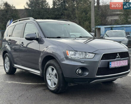 Серый Мицубиси Аутлендер, объемом двигателя 2.2 л и пробегом 211 тыс. км за 11999 $, фото 2 на Automoto.ua