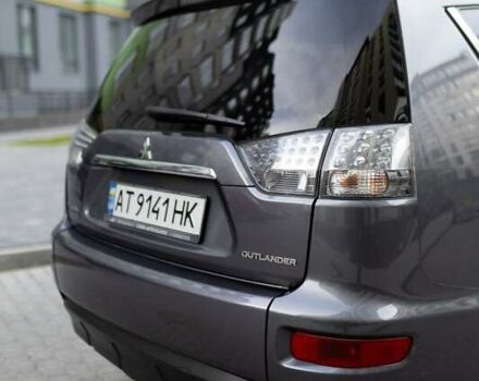 Серый Мицубиси Аутлендер, объемом двигателя 2.27 л и пробегом 291 тыс. км за 9700 $, фото 39 на Automoto.ua
